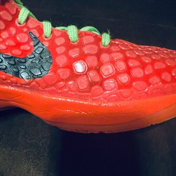 Nike Kobe 6 Reverse Grinch - 5 Youth FV9676-600 6.5-7.0 Womens size - Picture 16 of 16